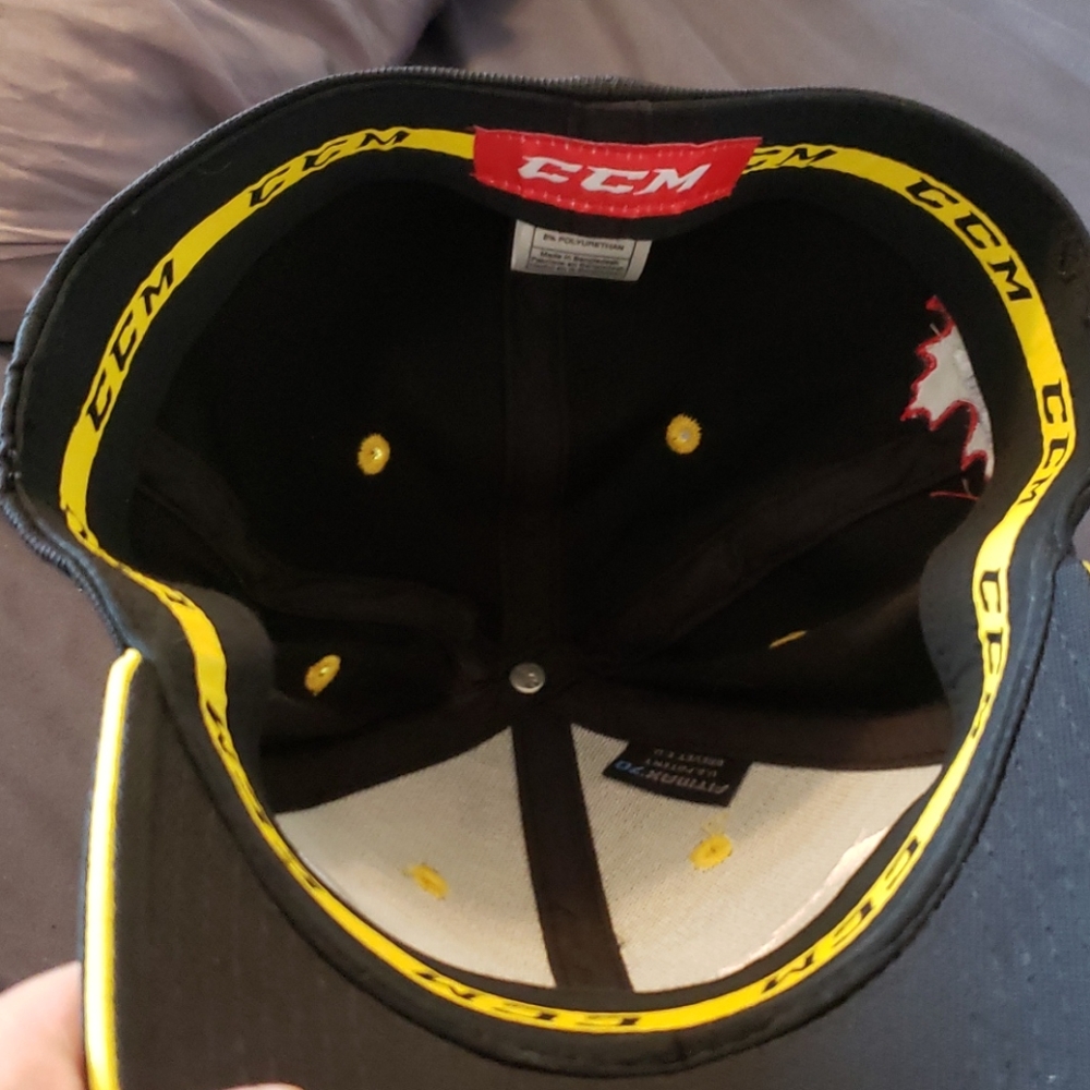 Ccm hat - Picture 4 of 4